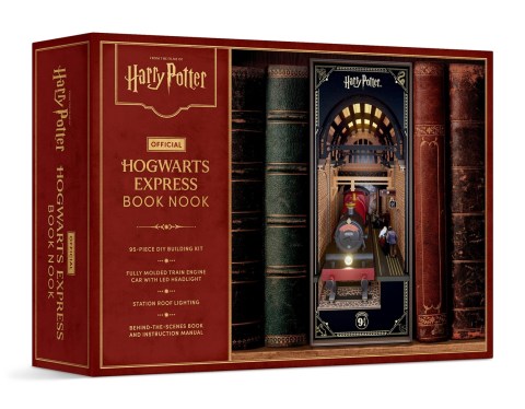 Harry Potter: Official Hogwarts Express Book Nook (With Lights!)